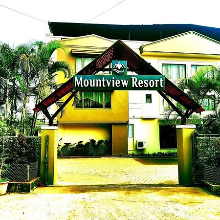Mountview Resort Лонавала Екстериор снимка