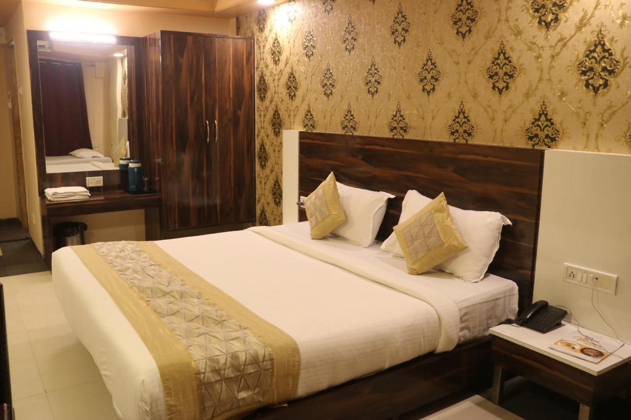 Mountview Resort Лонавала Екстериор снимка