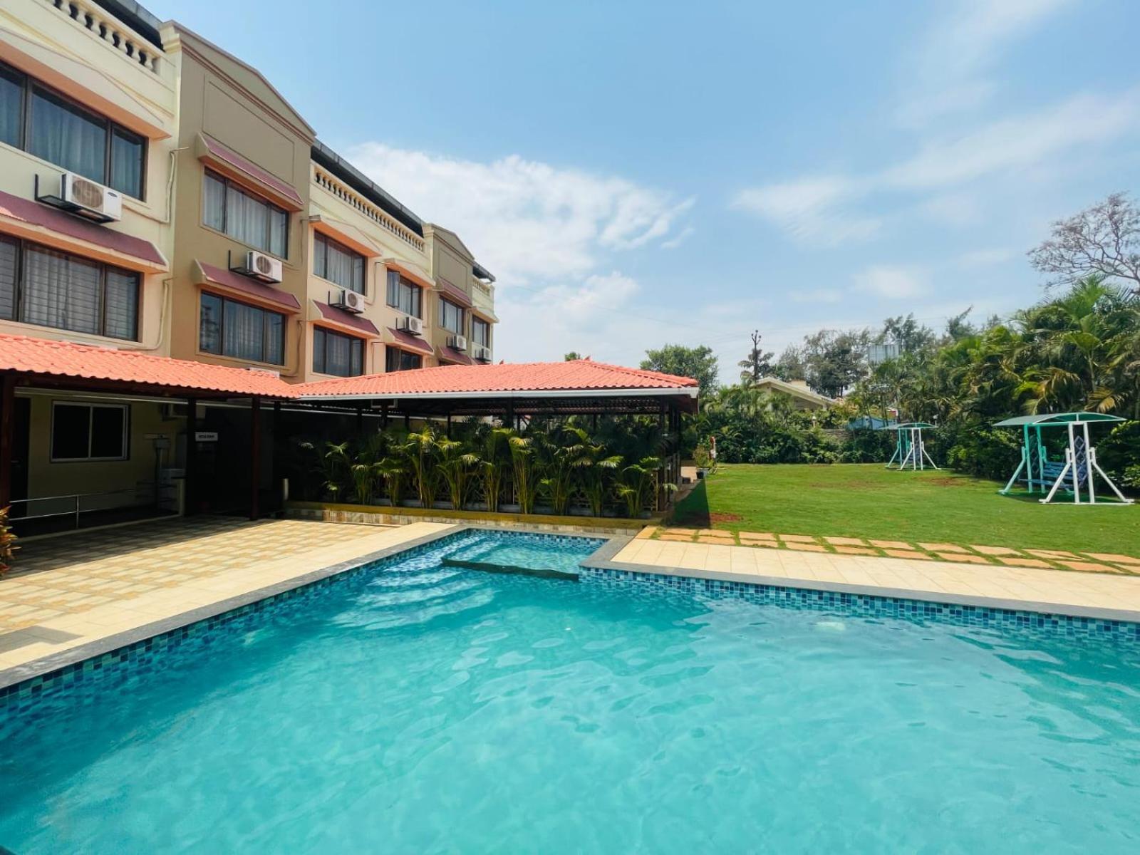 Mountview Resort Лонавала Екстериор снимка